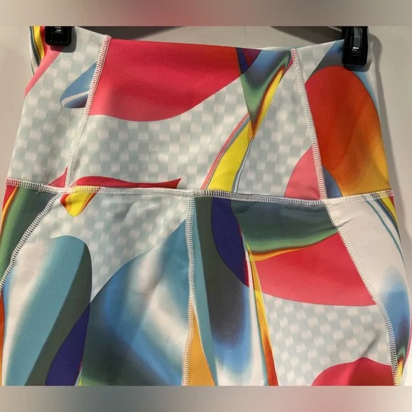 Fabletics Define Ultra High-Waisted Tummy Compression Moisture Wicking Leggings - Picture 5 of 12